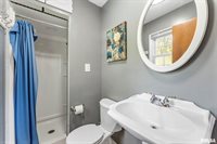 1524 Hickory Lane, Bettendorf, IA 52722