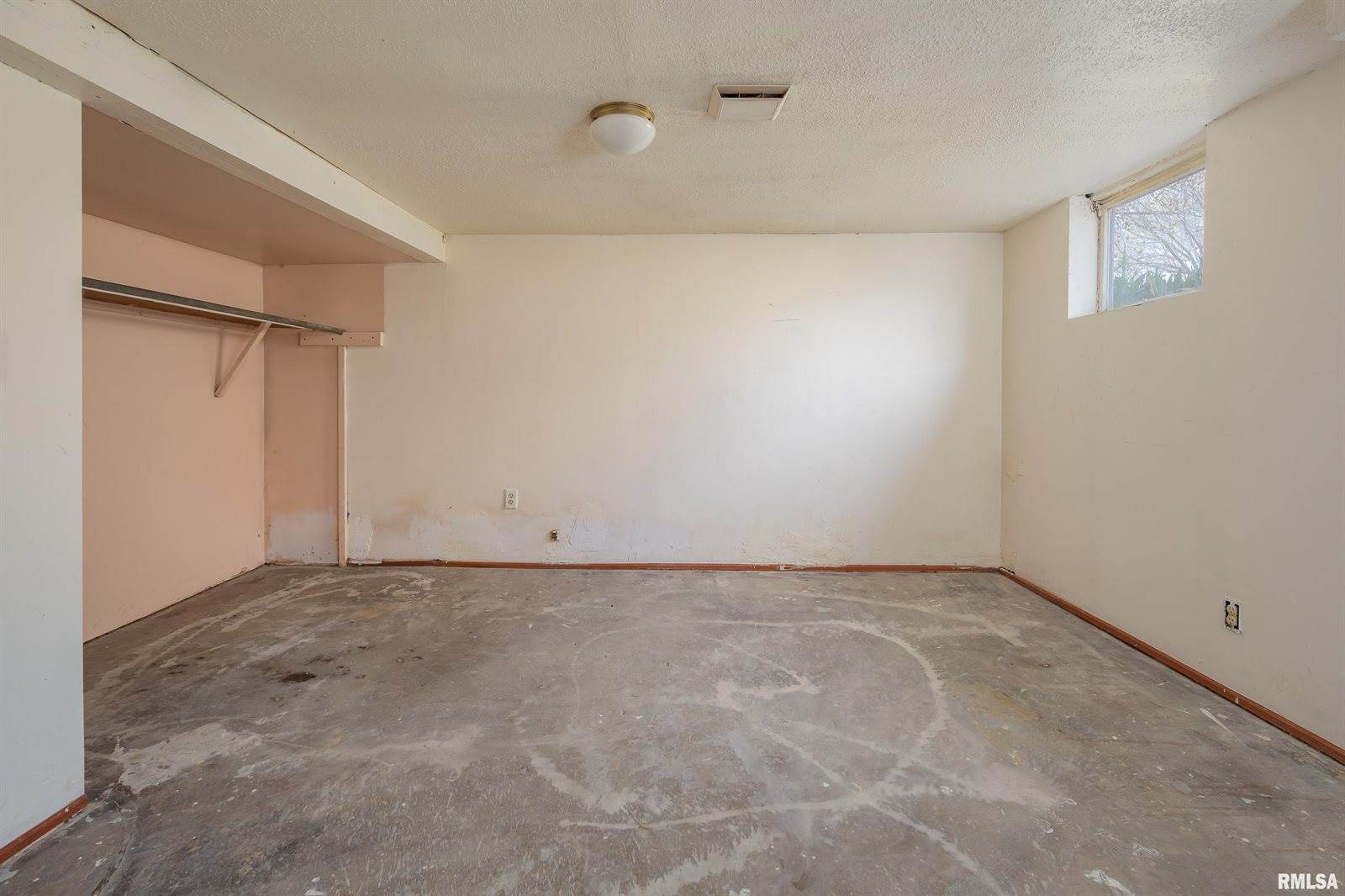 343 14TH Avenue, Moline, IL 61265