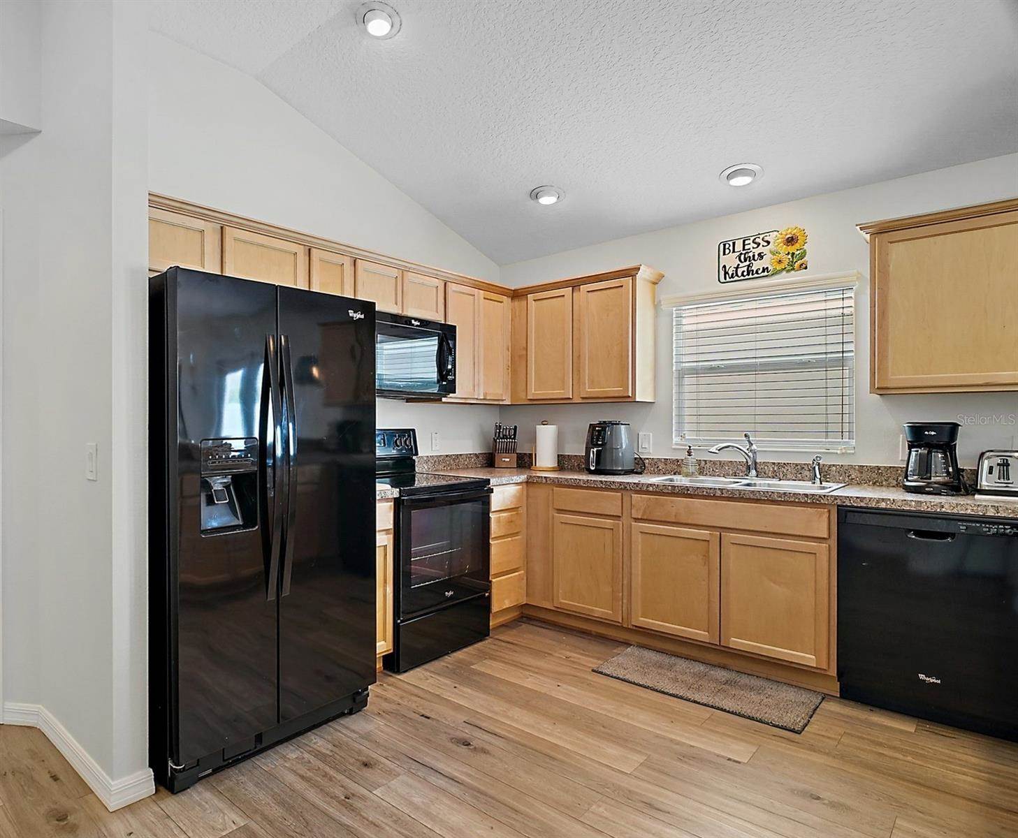 1084 Becker Avenue, The Villages, FL 32163