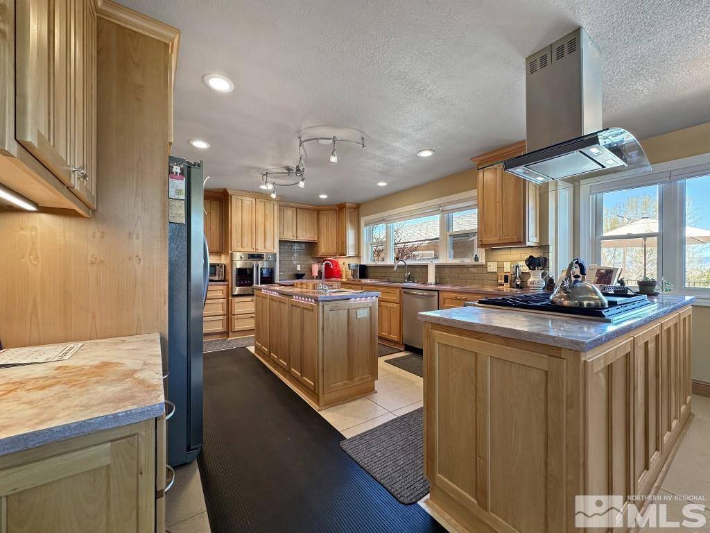 795 Foothill Rd, Gardnerville, NV 89460