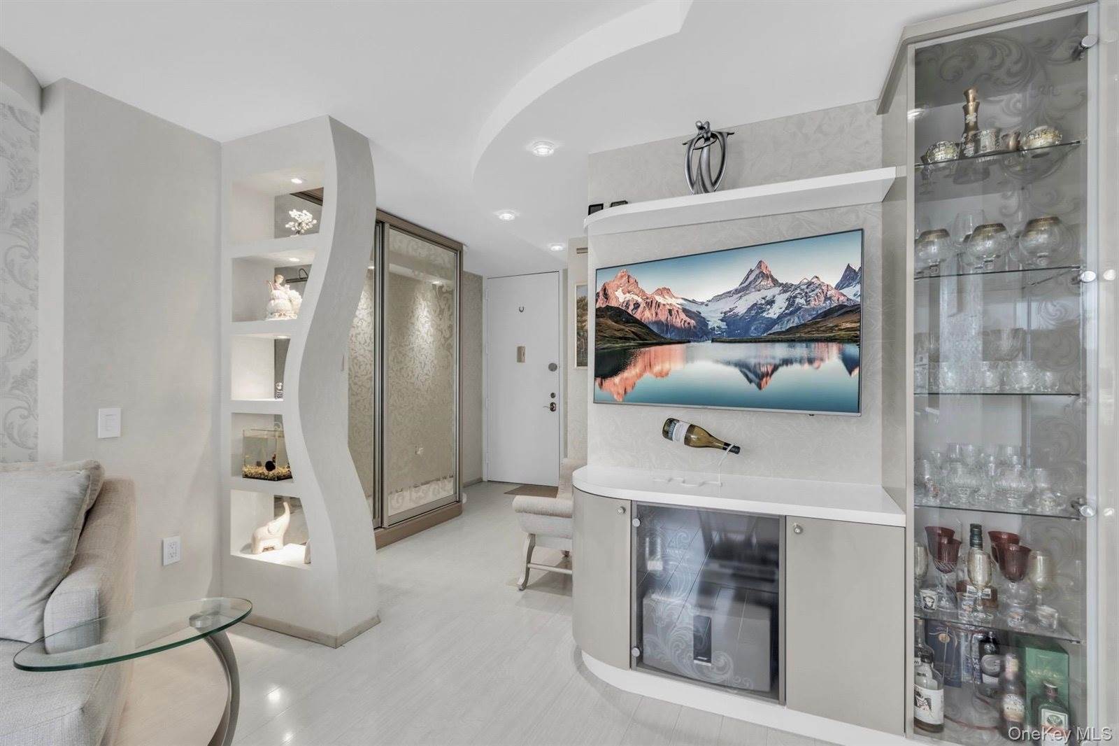 345 East 93rd Street, #22E, New York, NY 10128