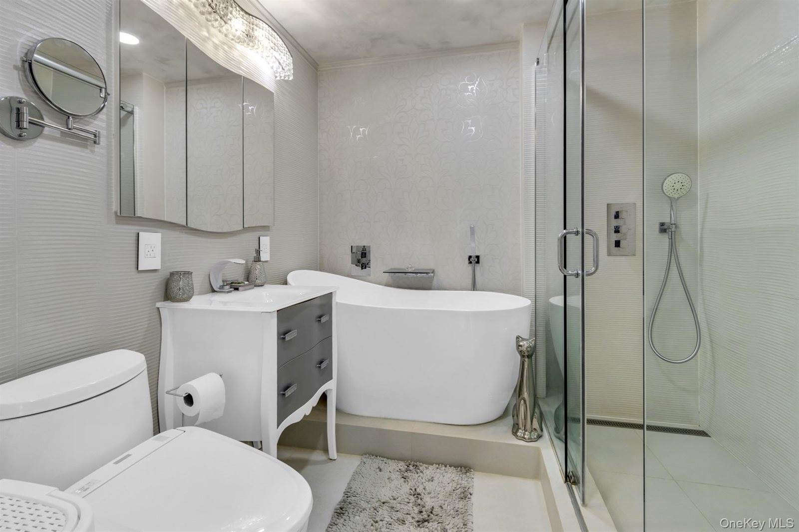 345 East 93rd Street, #22E, New York, NY 10128