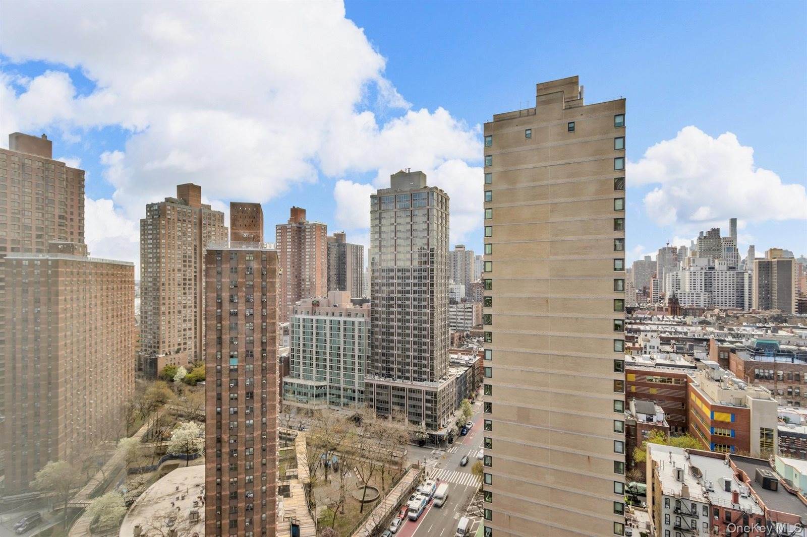 345 East 93rd Street, #22E, New York, NY 10128