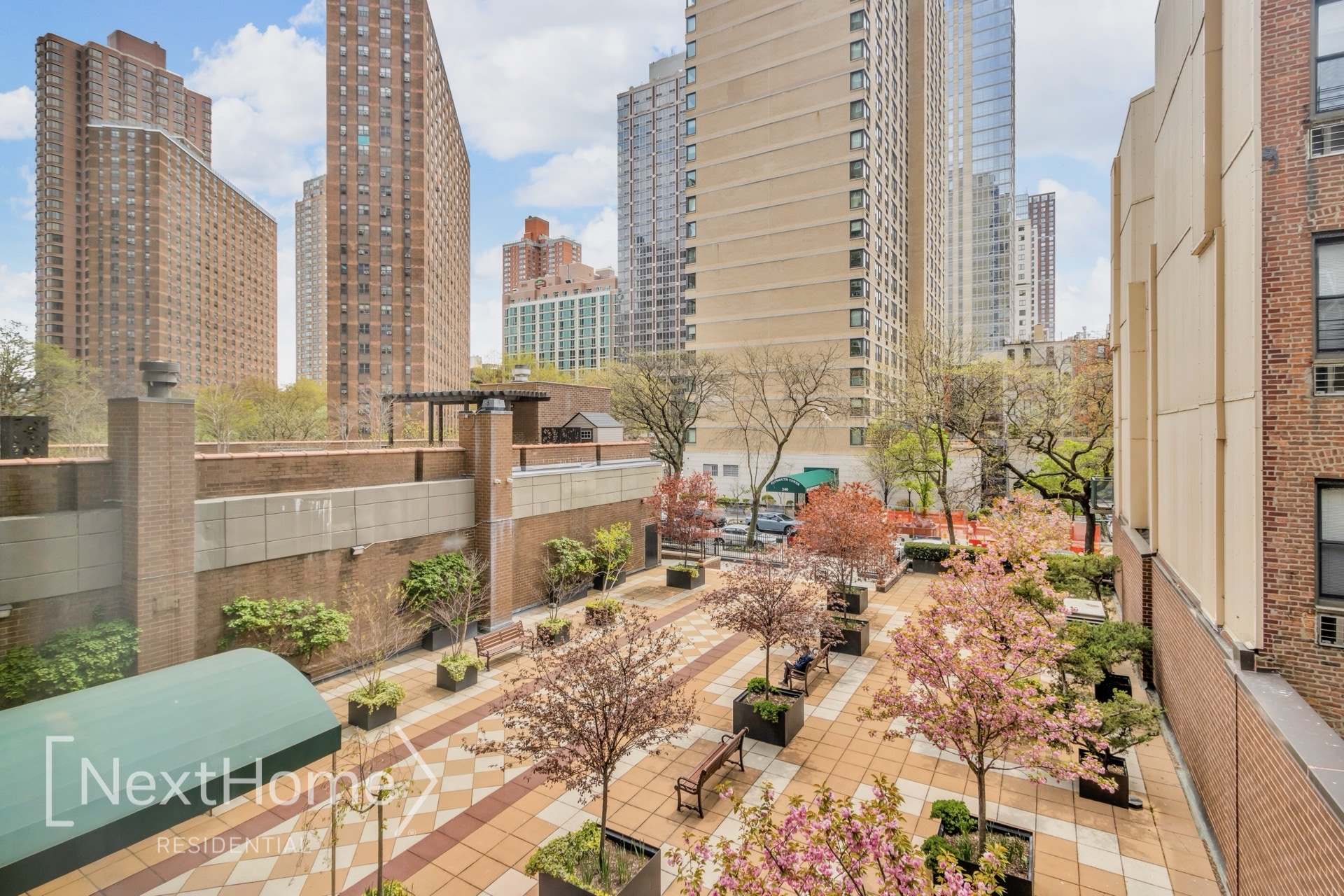 345 East 93rd Street #2FG, New York, NY 10128