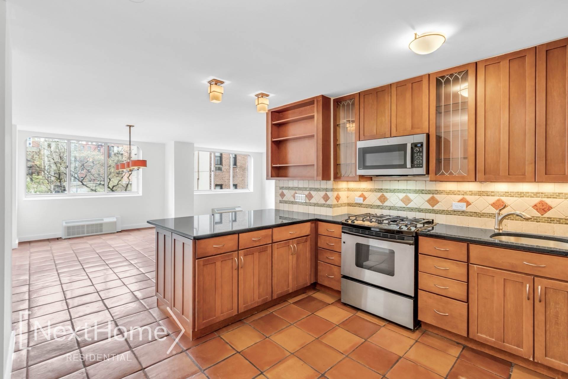 345 East 93rd Street #2FG, New York, NY 10128