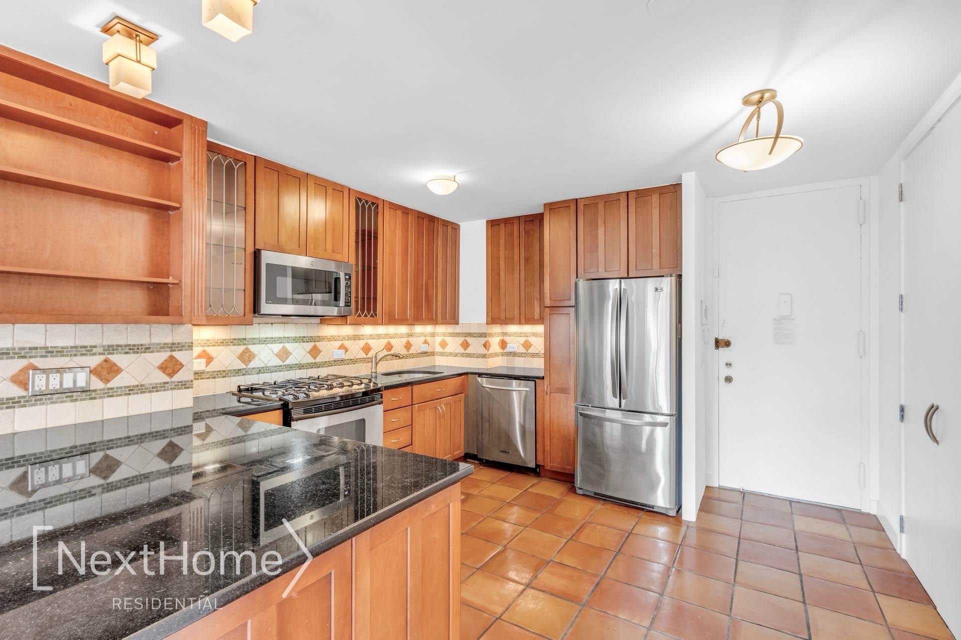345 East 93rd Street #2FG, New York, NY 10128