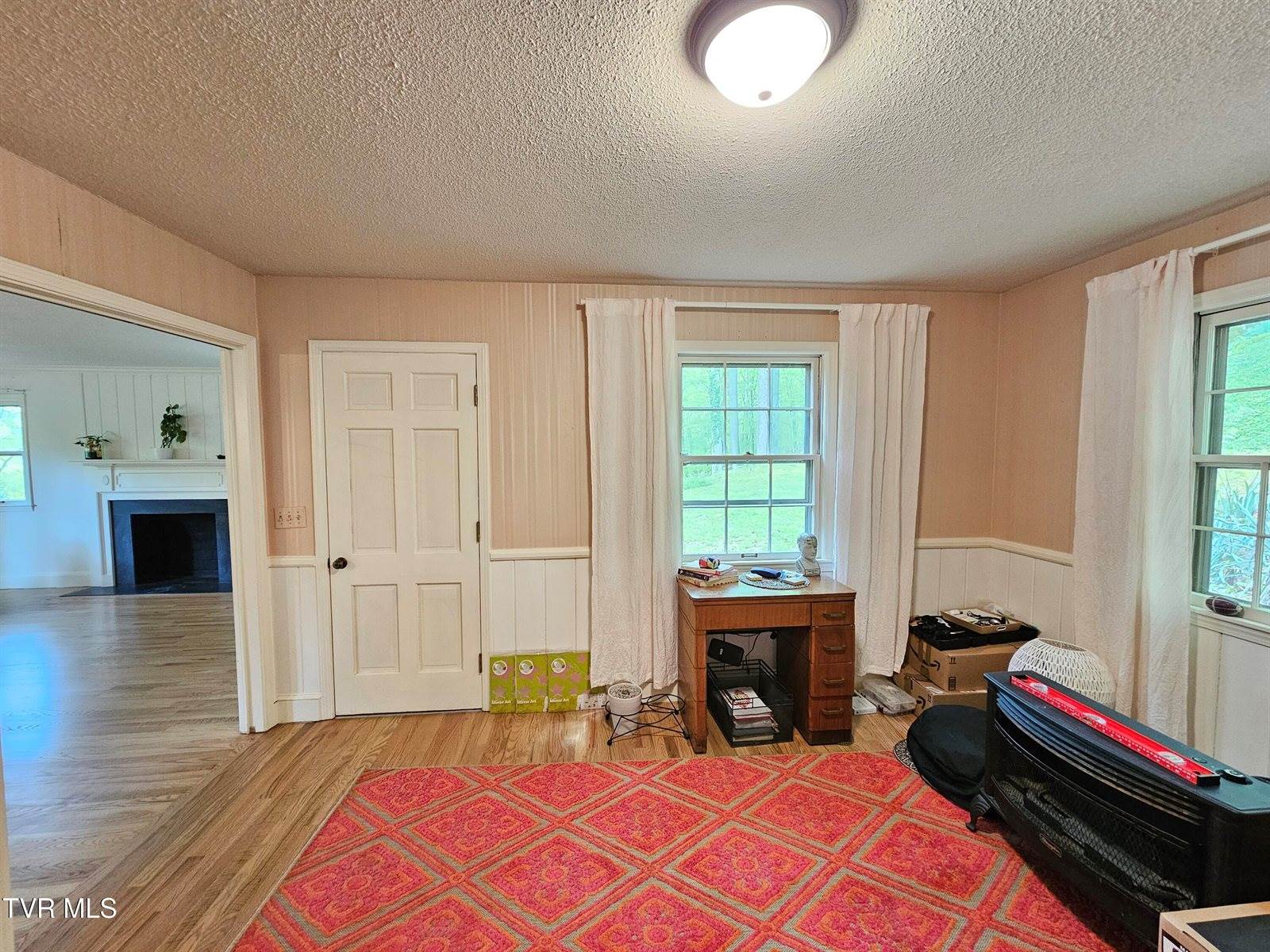 10 Tallapoosa Road, Johnson City, TN 37604