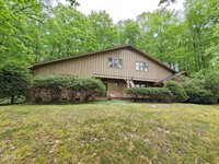 10 Tallapoosa Road, Johnson City, TN 37604
