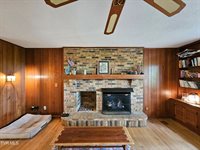 10 Tallapoosa Road, Johnson City, TN 37604