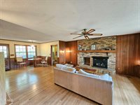 10 Tallapoosa Road, Johnson City, TN 37604