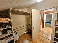 10 Tallapoosa Road, Johnson City, TN 37604