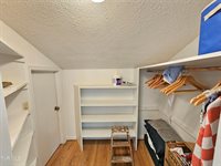 10 Tallapoosa Road, Johnson City, TN 37604