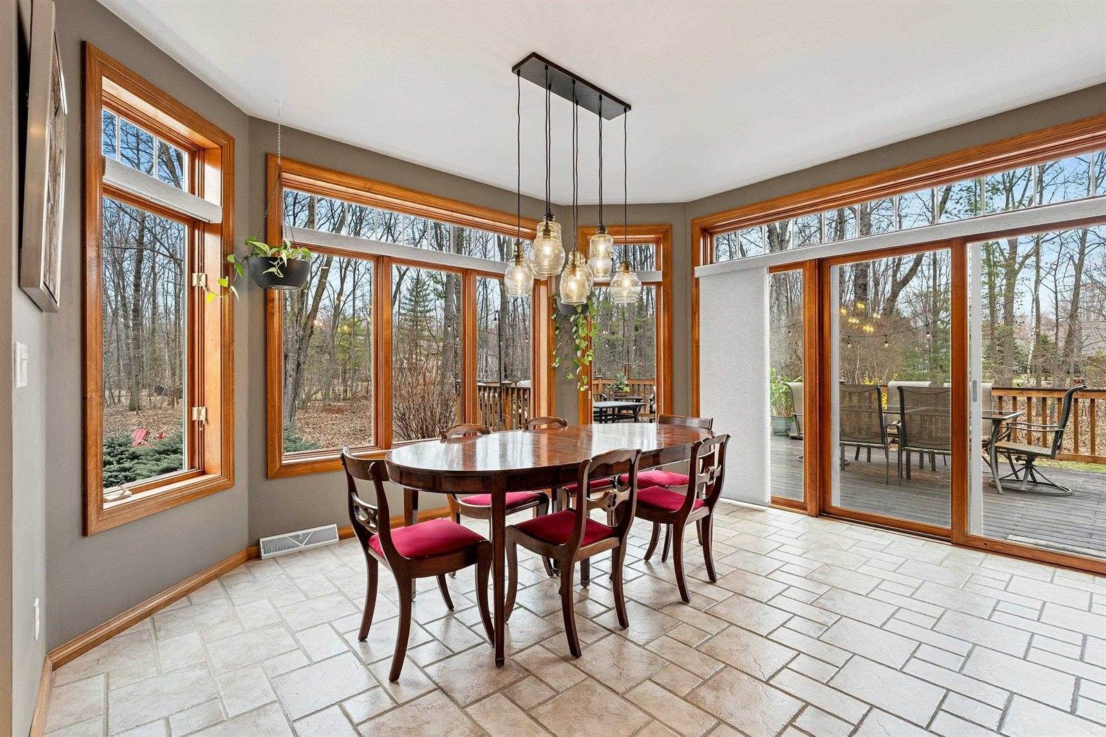 4265 Rose Haven Court, Green Bay, WI 54313