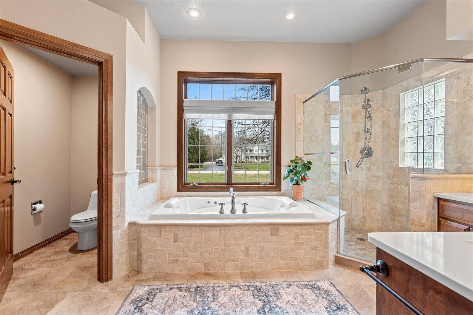 4265 Rose Haven Court, Green Bay, WI 54313