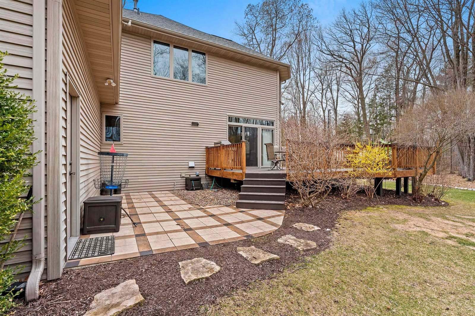 4265 Rose Haven Court, Green Bay, WI 54313