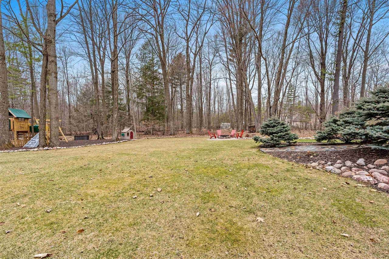 4265 Rose Haven Court, Green Bay, WI 54313