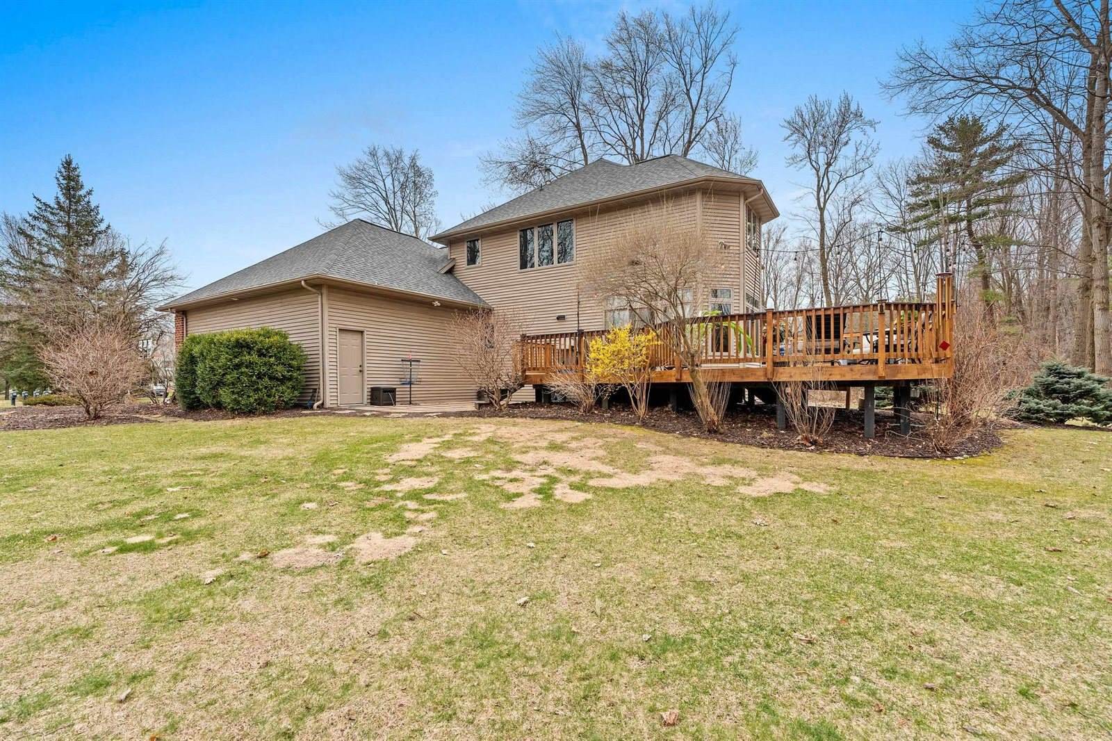 4265 Rose Haven Court, Green Bay, WI 54313