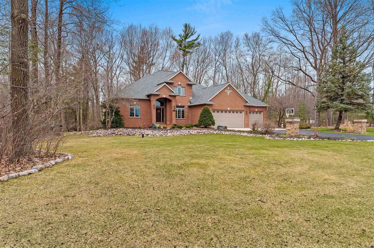 4265 Rose Haven Court, Green Bay, WI 54313