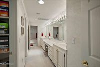 1003 Country Place Drive, Pearl, MS 39208