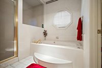 1003 Country Place Drive, Pearl, MS 39208