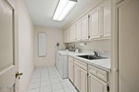 1003 Country Place Drive, Pearl, MS 39208