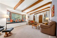 5582 Knight Road, Bellingham, WA 98226