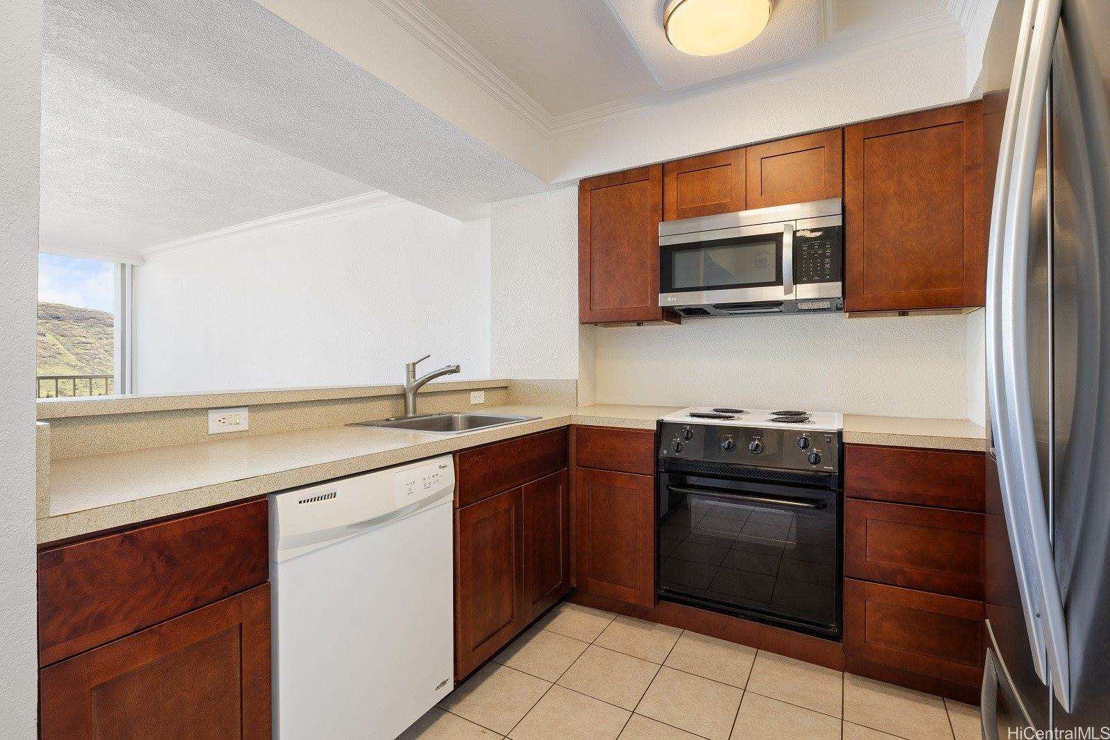 84-680 Kili Drive, Waianae, HI 96792