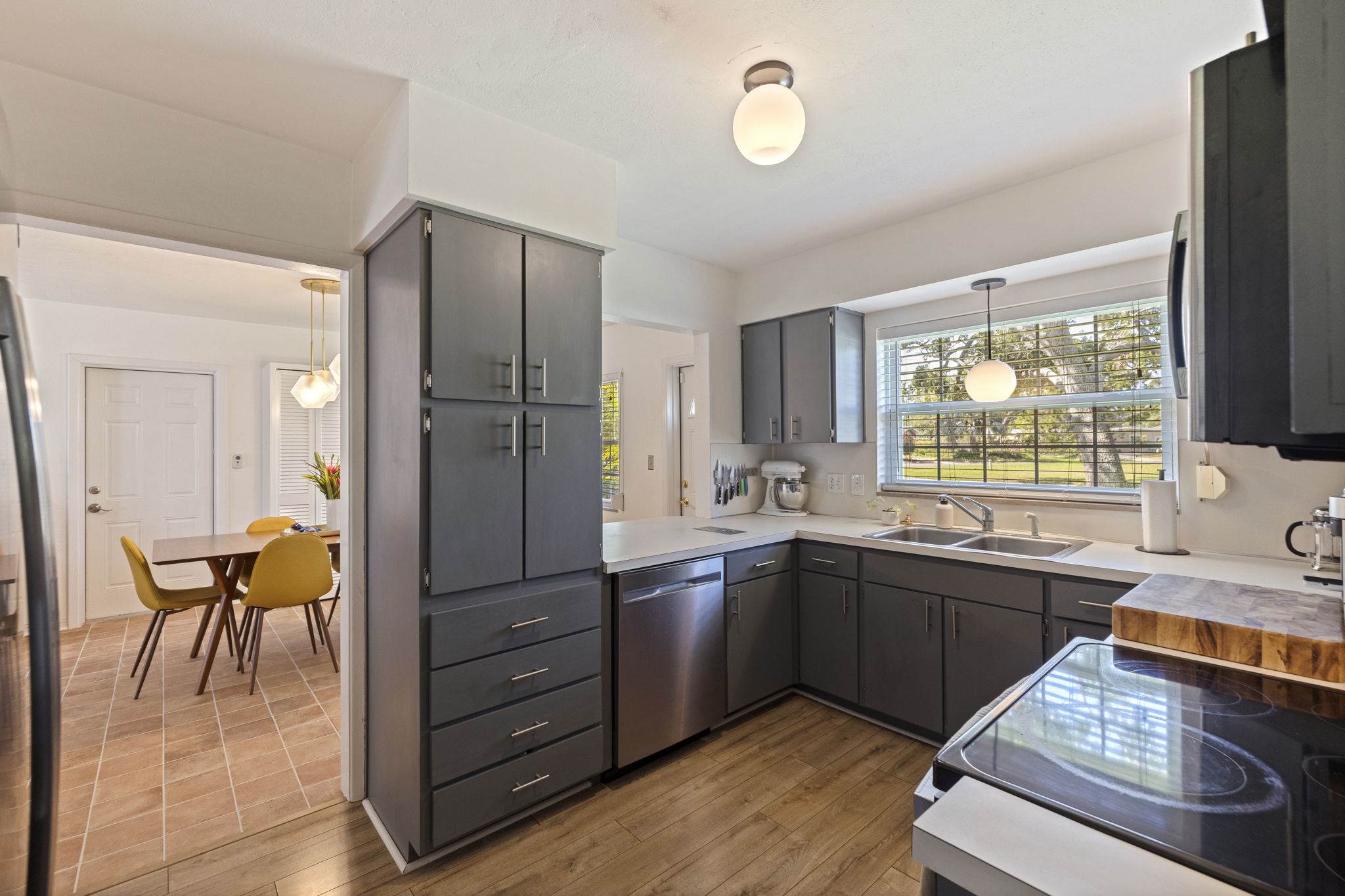 4340 Narvarez Way S, St Petersburg, FL 33712