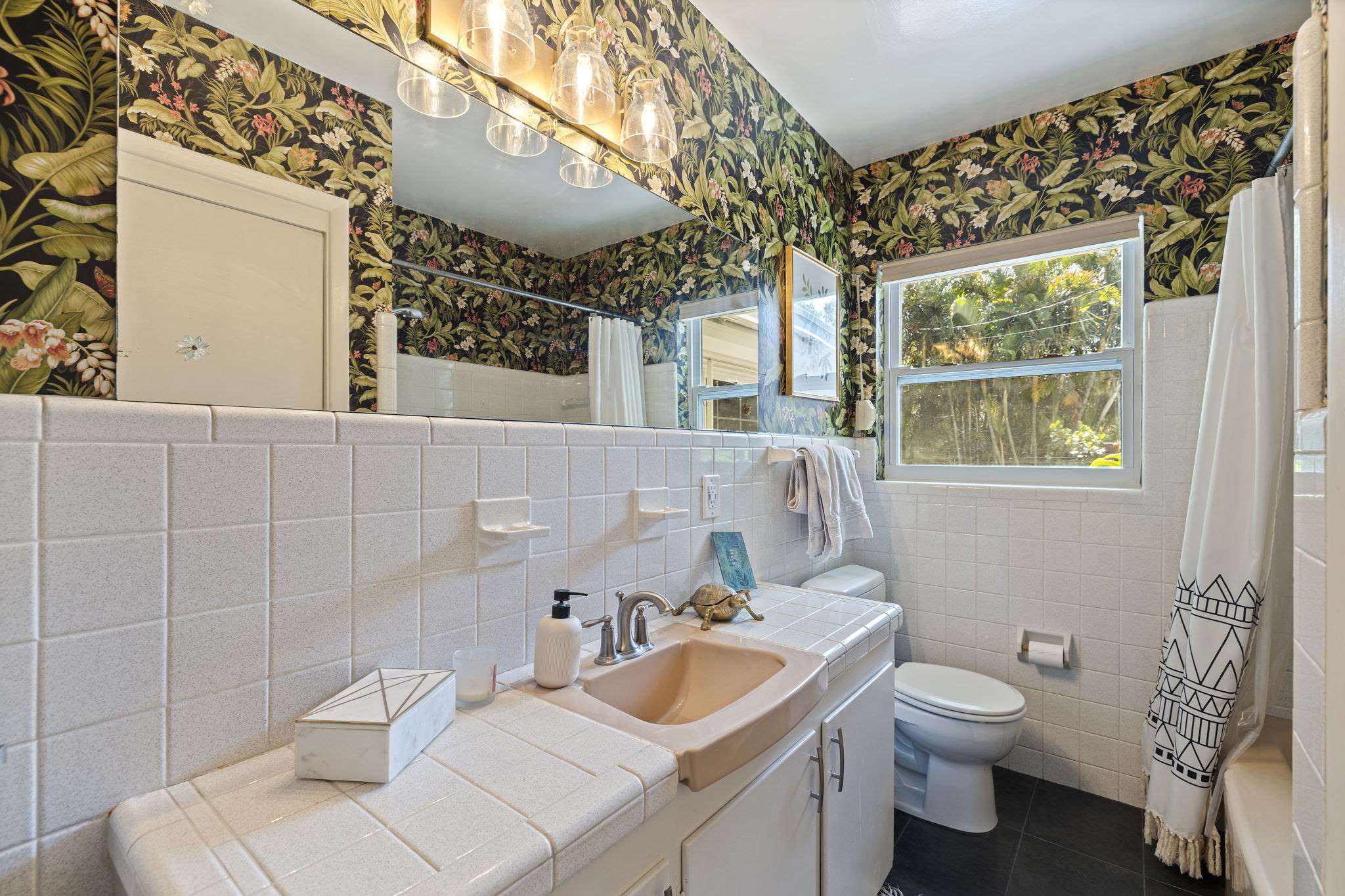 4340 Narvarez Way S, St Petersburg, FL 33712