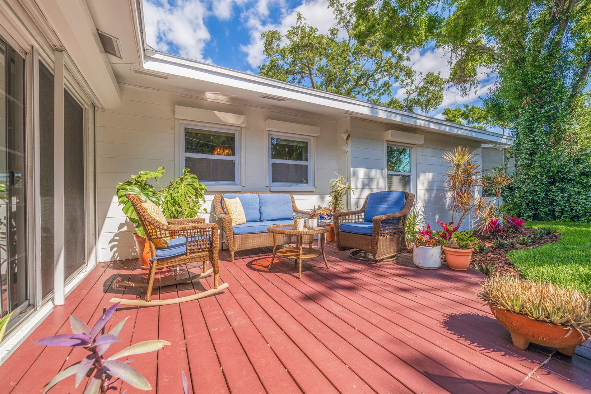 4340 Narvarez Way S, St Petersburg, FL 33712