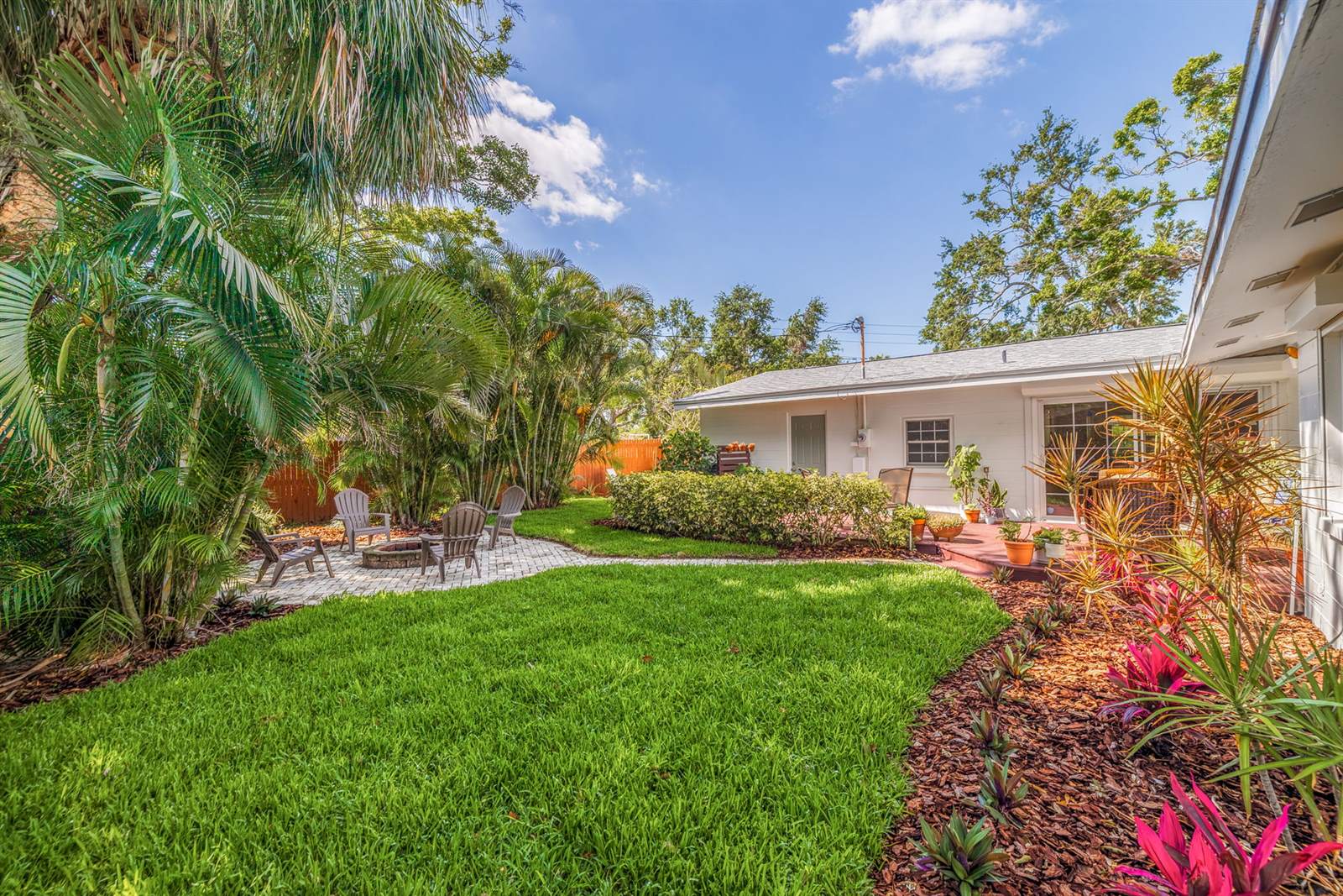 4340 Narvarez Way S, St Petersburg, FL 33712