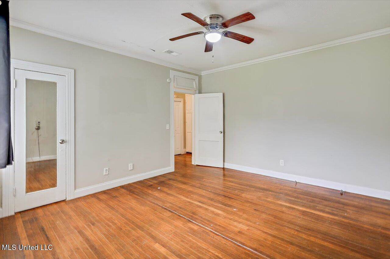 4067 North State Street, Jackson, MS 39206