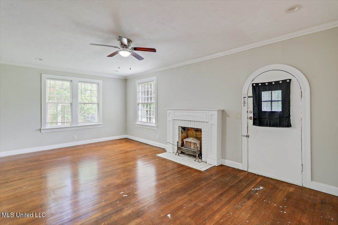 4067 North State Street, Jackson, MS 39206