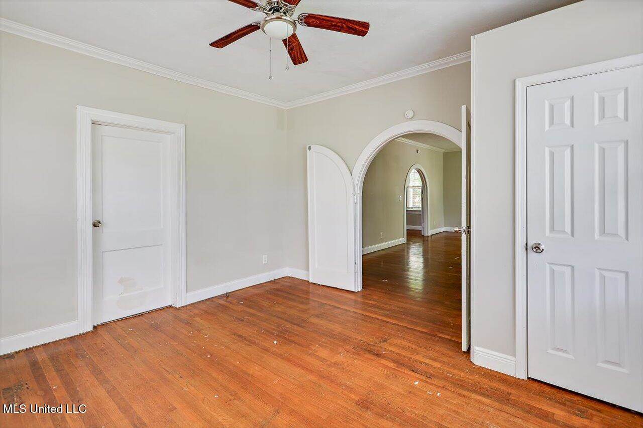 4067 North State Street, Jackson, MS 39206