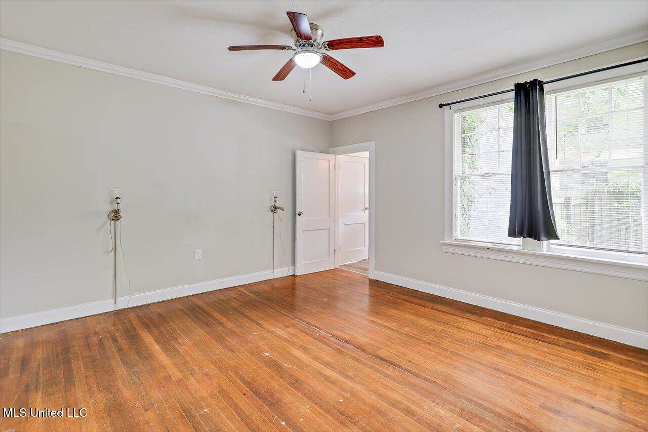 4067 North State Street, Jackson, MS 39206