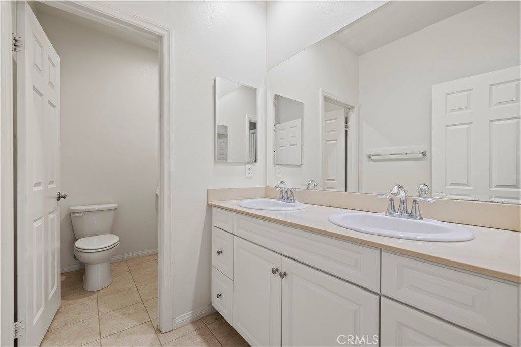 20521 Brookie Lane, Saugus, CA 91350