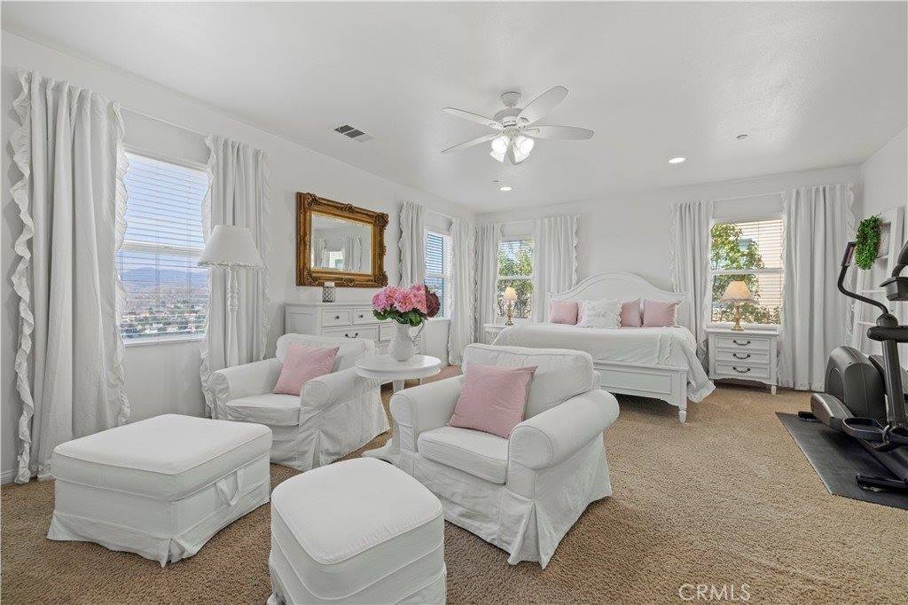 20521 Brookie Lane, Saugus, CA 91350