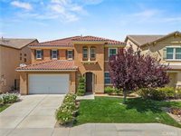 20521 Brookie Lane, Saugus, CA 91350