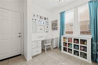 20521 Brookie Lane, Saugus, CA 91350