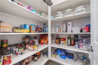 20521 Brookie Lane, Saugus, CA 91350