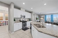 20521 Brookie Lane, Saugus, CA 91350