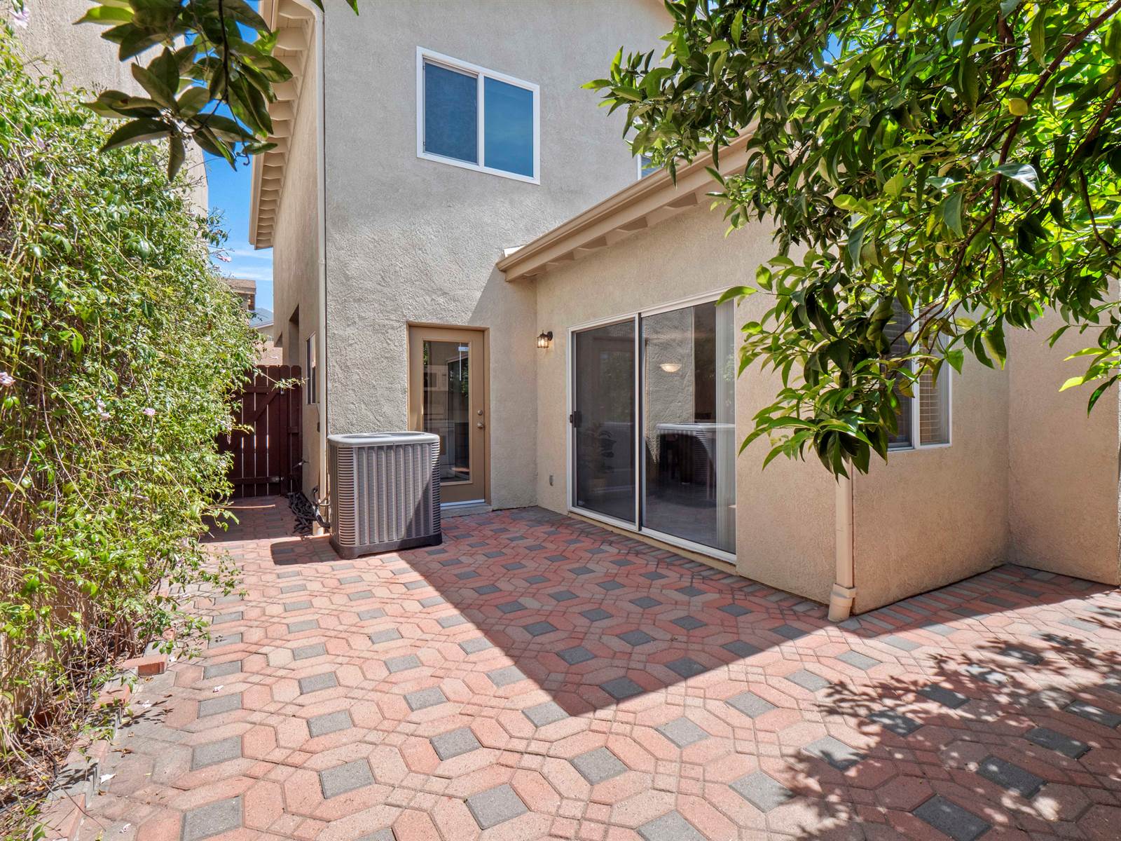 15122 Roxford St # 15, Sylmar, CA 91342