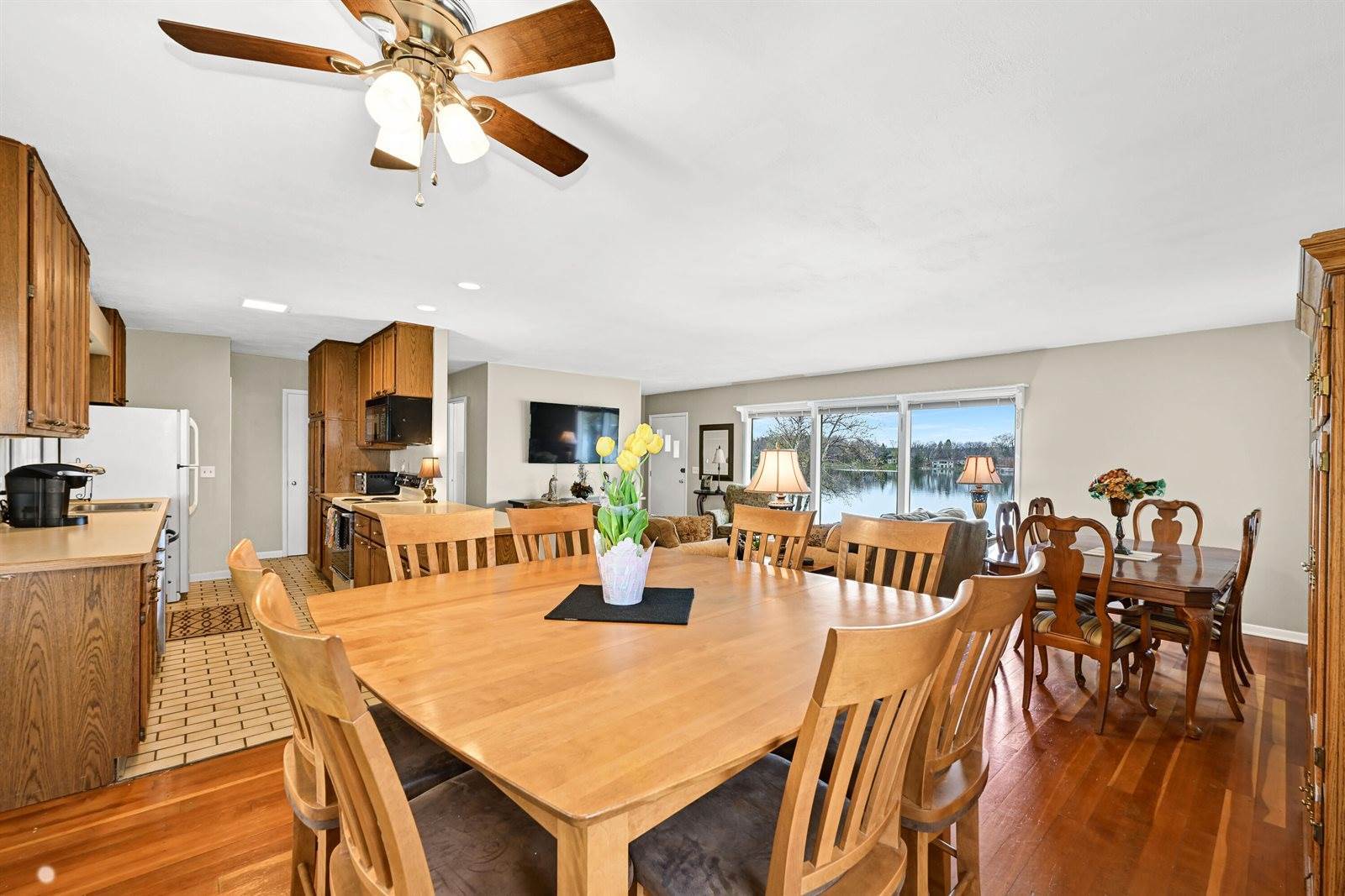 N7525 East Lakeshore Dr, Whitewater, WI 53190