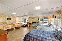 N7525 East Lakeshore Dr, Whitewater, WI 53190