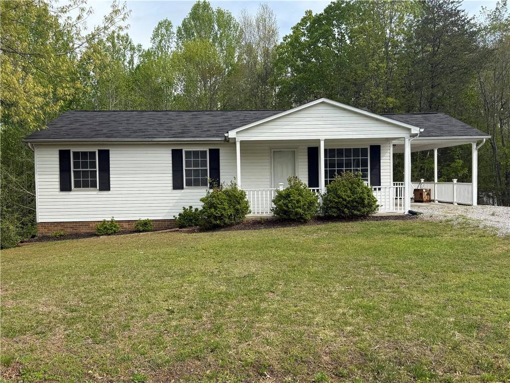 1244 Lockett Dr, Danville, VA 24541