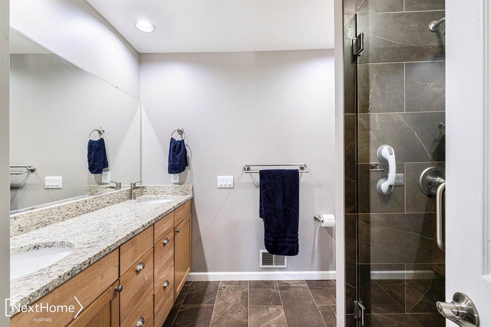 5451 Windermere Drive, Grand Blanc, MI 48439