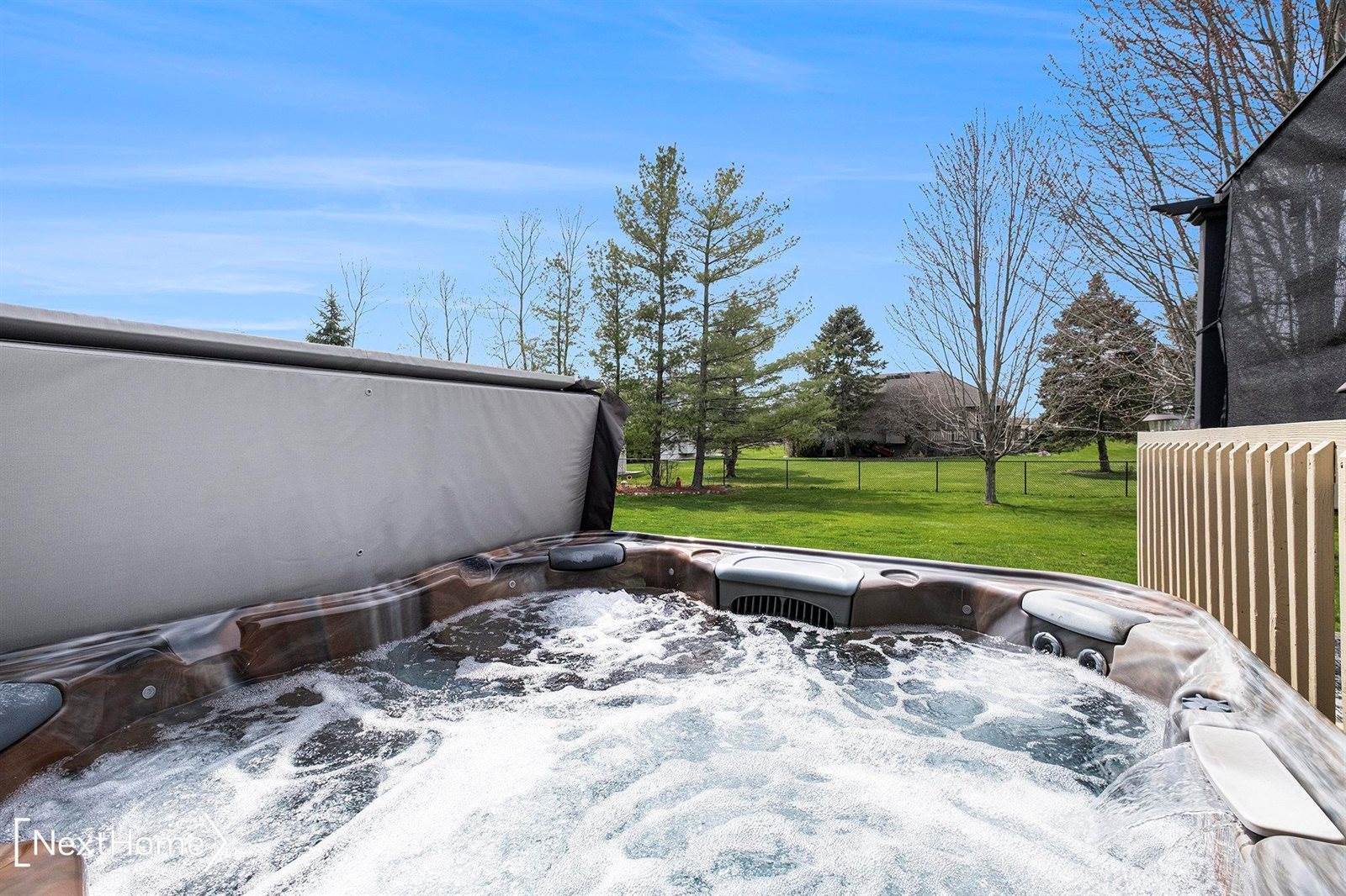 5451 Windermere Drive, Grand Blanc, MI 48439