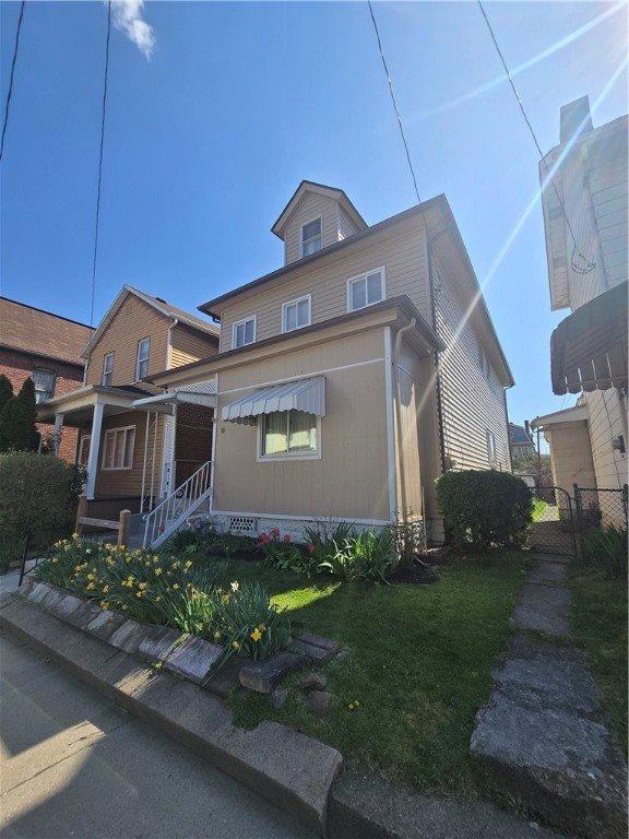 8 Spruce Street, Natrona, PA 15065