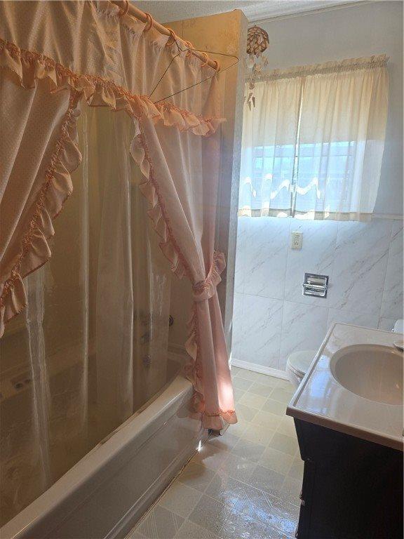 8 Spruce Street, Natrona, PA 15065