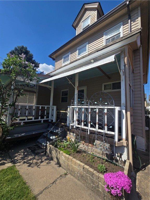 8 Spruce Street, Natrona, PA 15065